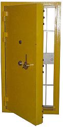 Дверь металлическая в оружейную RS-336 - Изображение